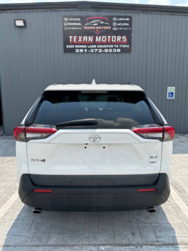 2024 Toyota RAV4 XLE