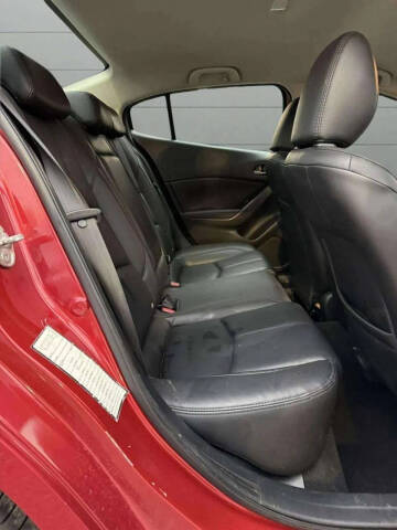 2018 Mazda MAZDA3 Touring