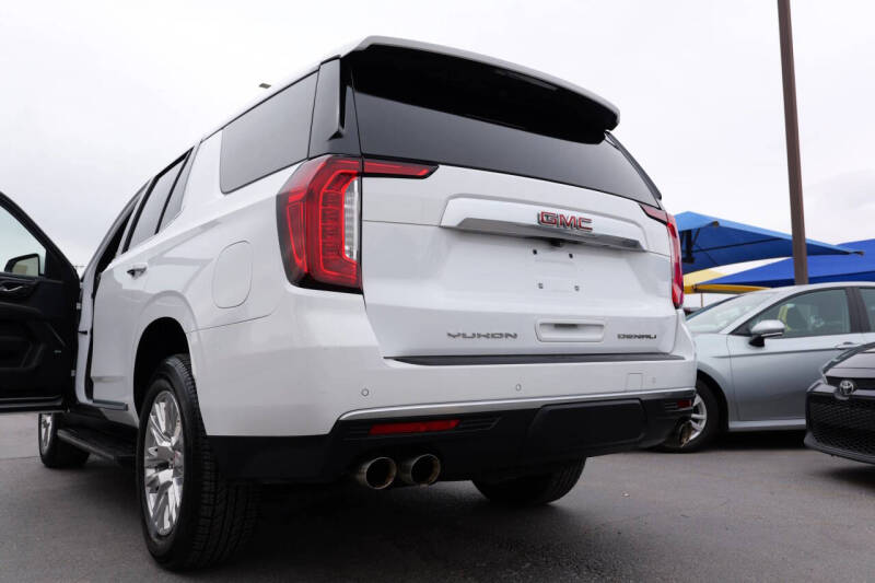 2023 GMC Yukon Denali