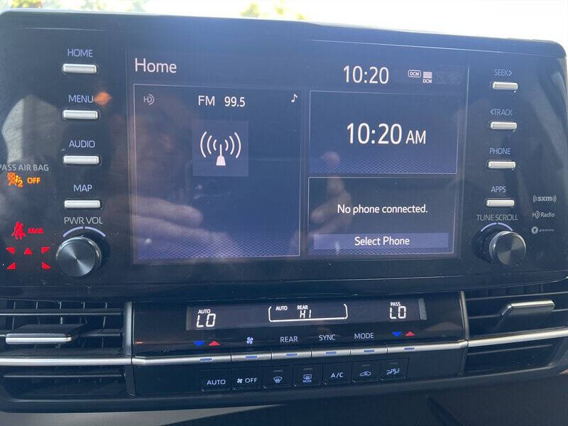 2021 Toyota Sienna LE 8-Passenger