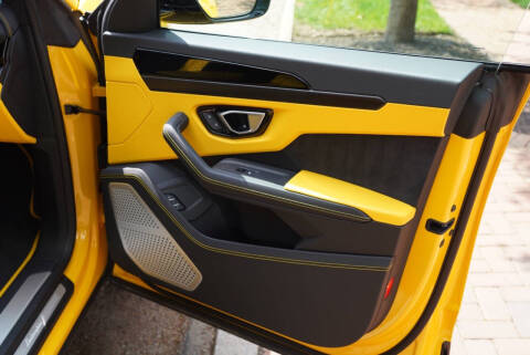 2022 Lamborghini Urus