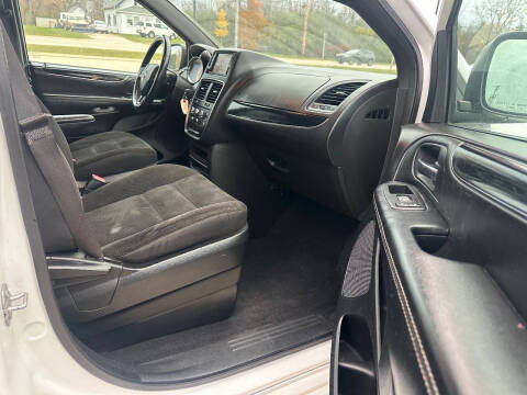 2017 Dodge Grand Caravan SE Plus