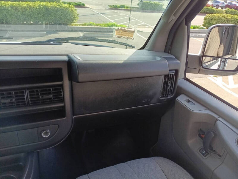 2011 Chevrolet Express 2500