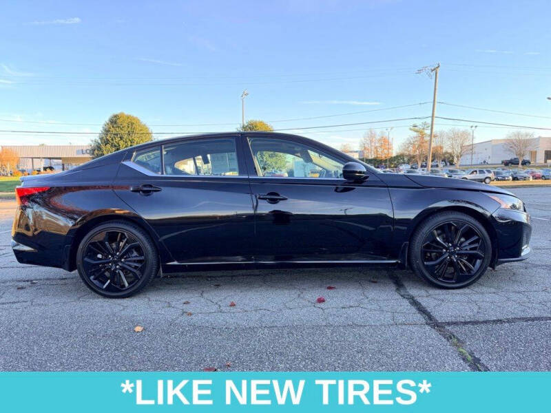 2023 Nissan Altima 2.5 SR