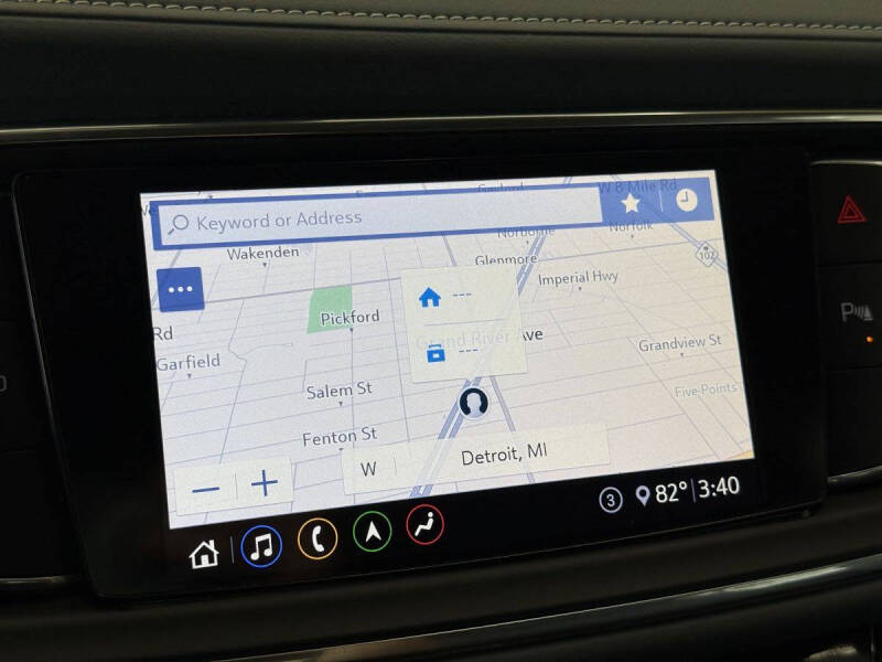 2021 Buick Enclave Essence