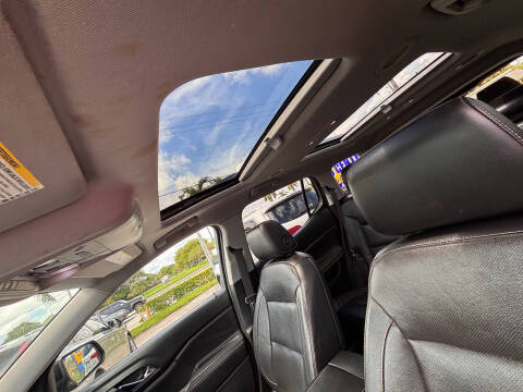 2017 GMC Acadia SLT-1