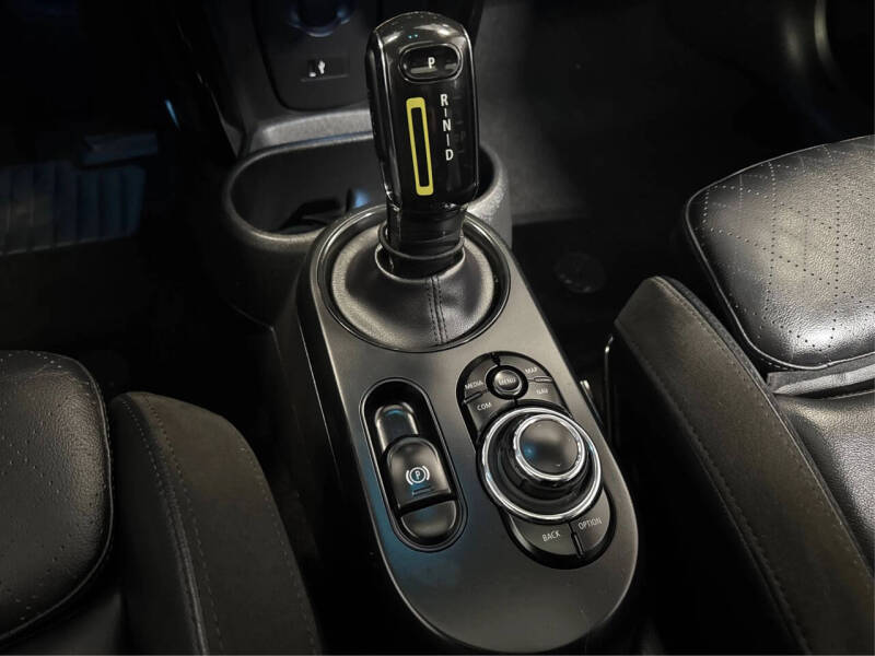 2023 MINI Hardtop 2 Door Cooper SE