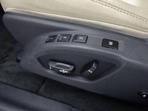 2016 Volvo XC60 T6 Drive-E R-Design Platinum