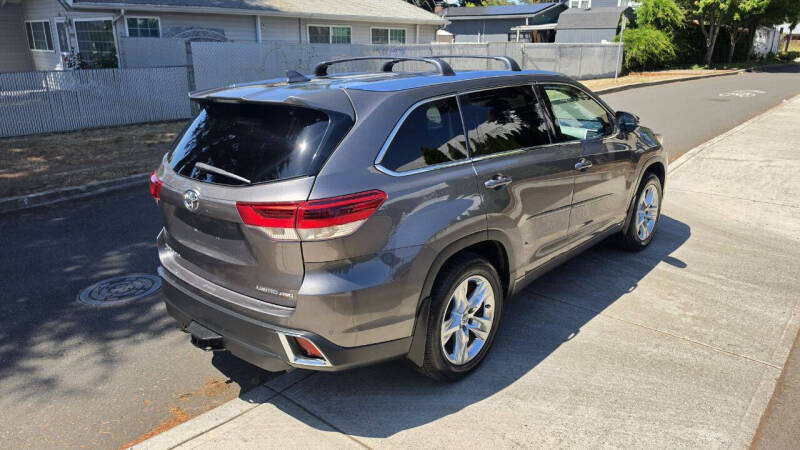 2018 Toyota Highlander Limited