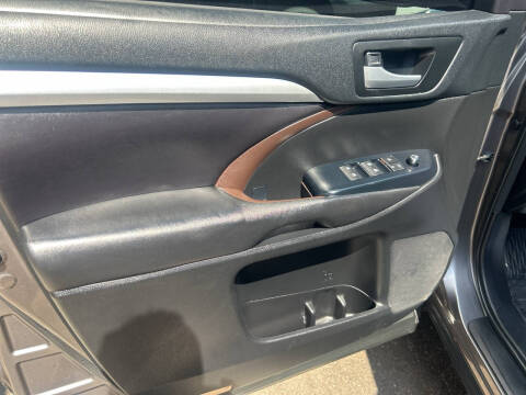 2017 Toyota Highlander XLE