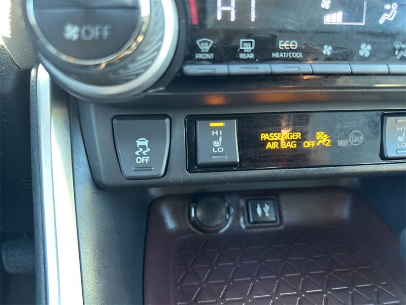 2019 Toyota RAV4 Hybrid Limited