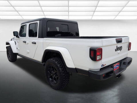2022 Jeep Gladiator Willys