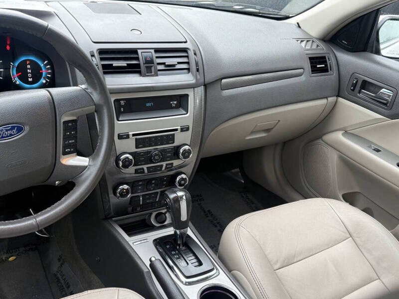 2012 Ford Fusion SEL