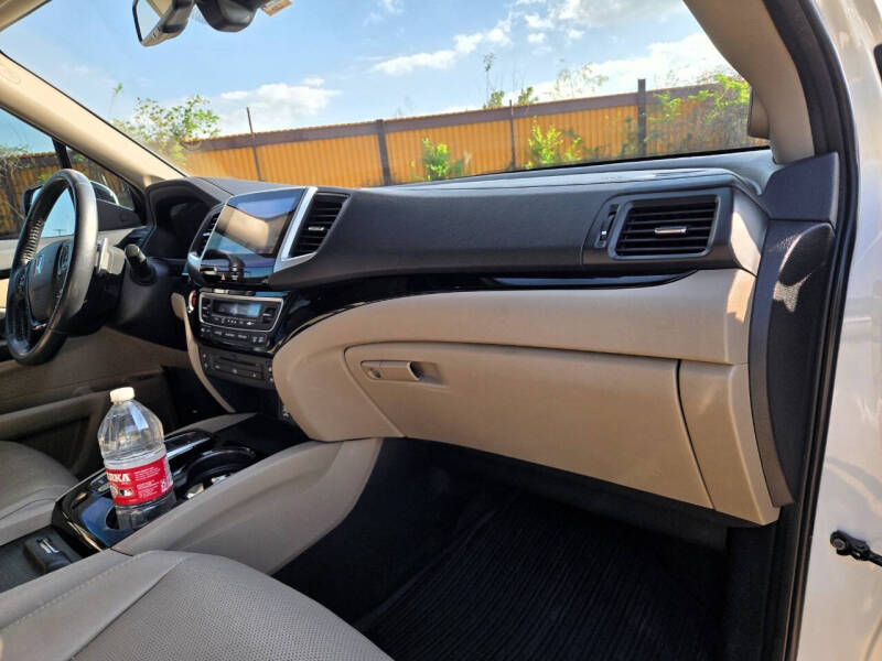 2017 Honda Pilot Elite