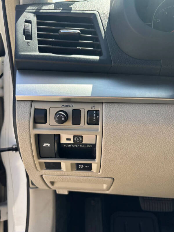 2013 Subaru Outback 2.5i Premium