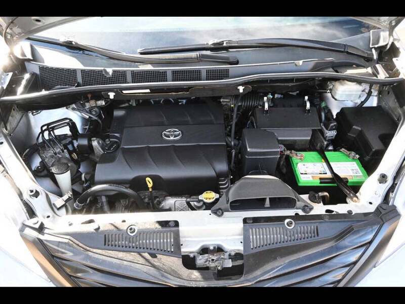 2011 Toyota Sienna Base 7-Passenger