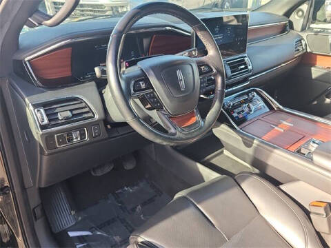 2024 Lincoln Navigator Premiere