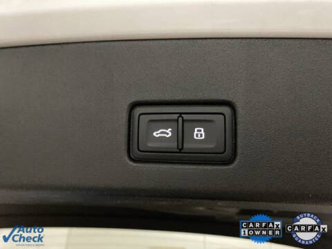 2024 Audi Q4 e-tron quattro Premium Plus 50