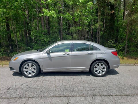 2013 Chrysler 200 for sale at MATRIXX AUTO GROUP in Union City GA