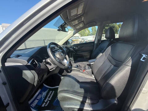 2020 Nissan Rogue SL