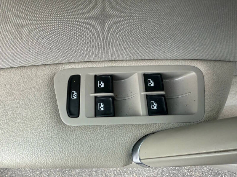 2017 Volkswagen Golf SportWagen