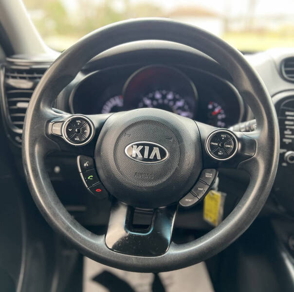 2019 Kia Soul +