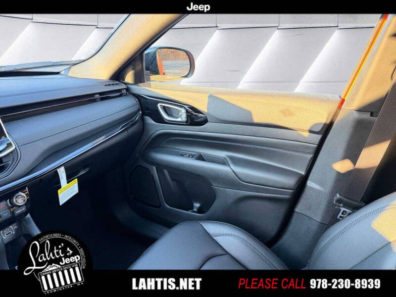 2026 Jeep Compass Limited Altitude