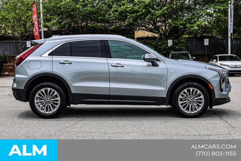 2025 Cadillac XT4 Premium Luxury