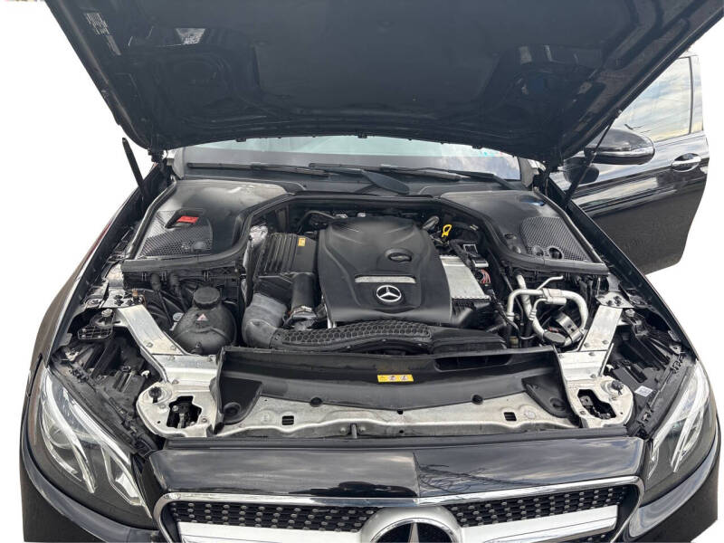 2017 Mercedes-Benz E-Class E 300 4MATIC