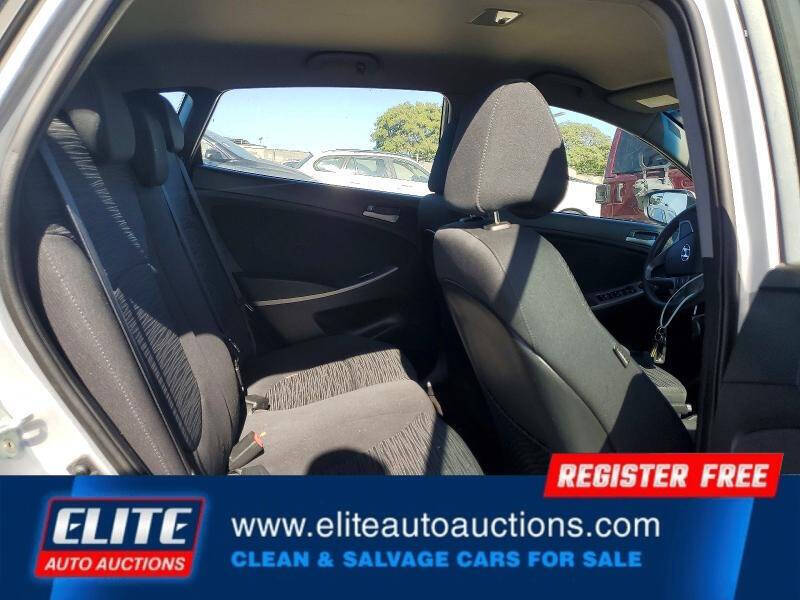 2016 Hyundai Accent SE