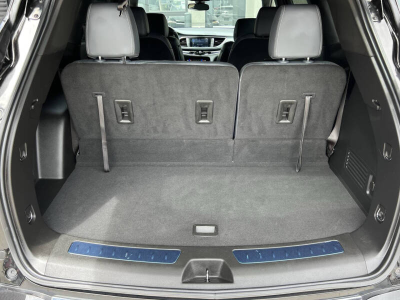 2024 Buick Enclave Essence