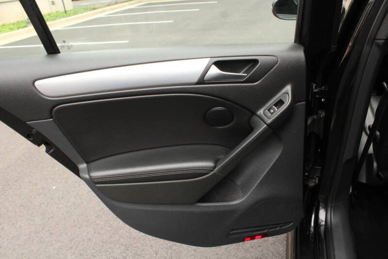 2013 Volkswagen Golf R