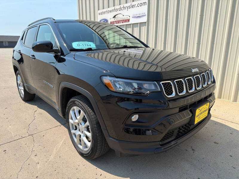 2023 Jeep Compass Latitude Lux