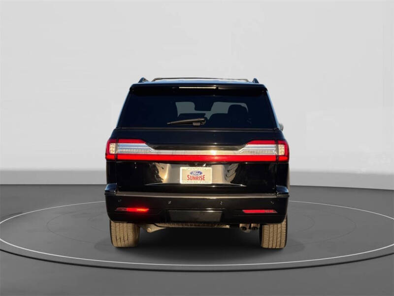 2021 Lincoln Navigator L Reserve