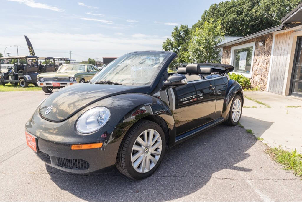 2008 Volkswagen New Beetle Convertible 6