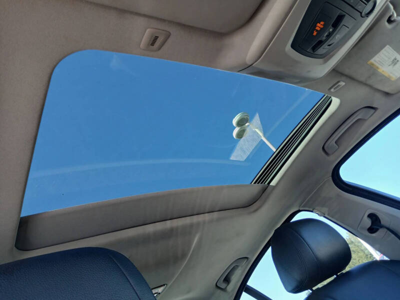 2016 BMW 5 Series 528i