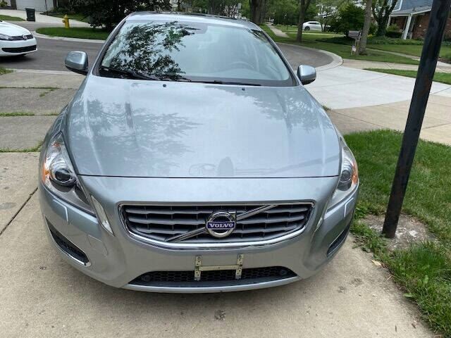 2013 Volvo S60 for sale at NORTH CHICAGO MOTORS INC in North Chicago IL