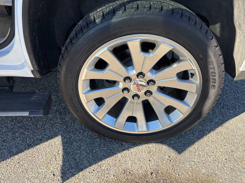 2017 GMC Yukon Denali