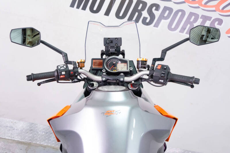 2017 KTM 1290 Super Duke GT
