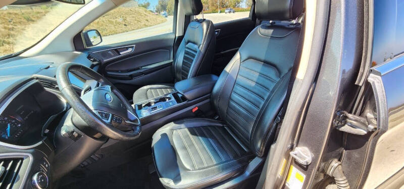 2019 Ford Edge SEL