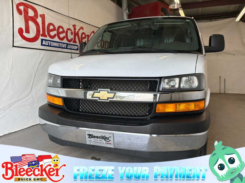 2023 Chevrolet Express 2500