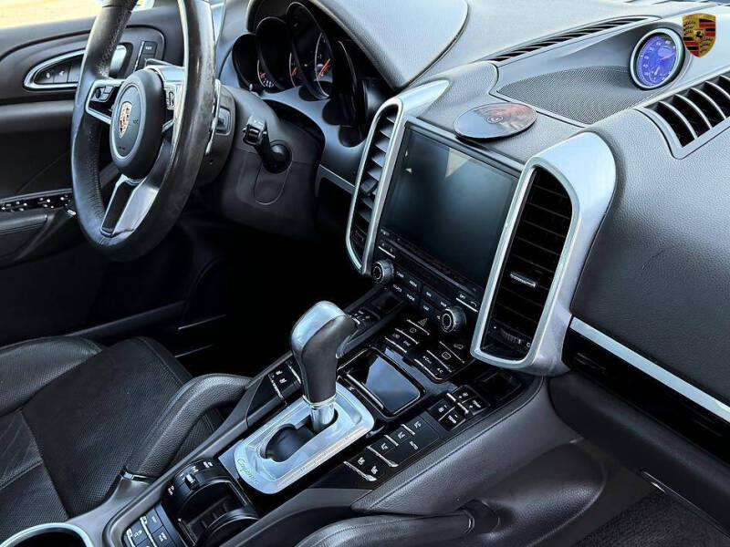 2017 Porsche Cayenne
