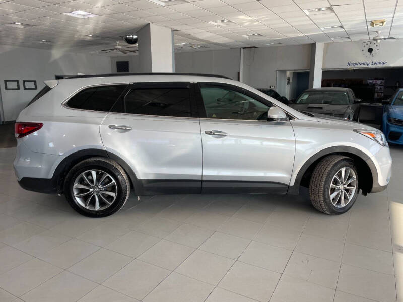 2017 Hyundai Santa Fe SE