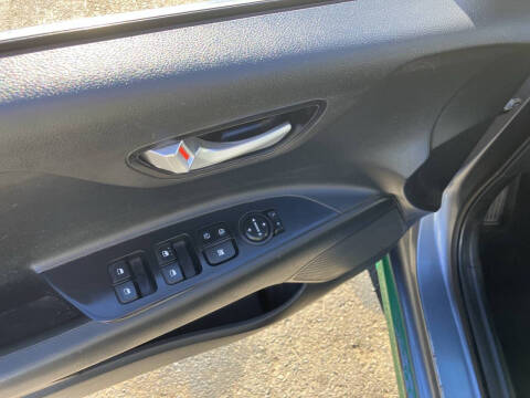 2019 Kia Rio 5-Door S