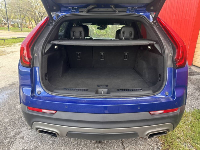 2021 Cadillac XT4 Premium Luxury