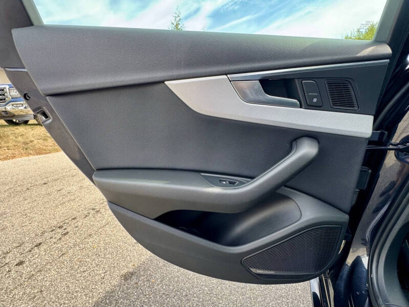 2017 Audi A4 2.0T quattro Premium Plus