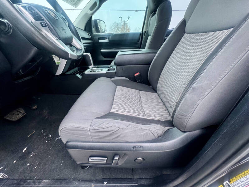 2014 Toyota Tundra SR5