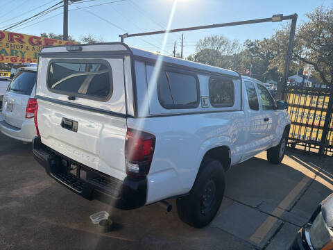 2021 Toyota Tacoma SR
