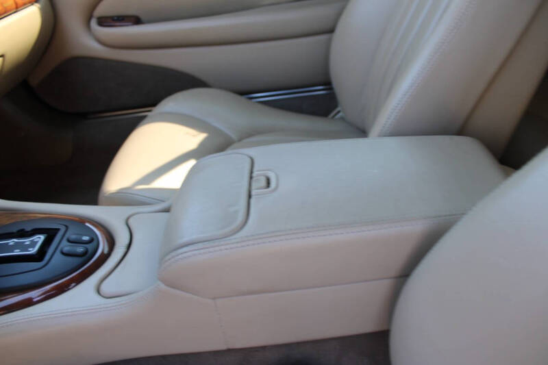 2000 Jaguar XK-Series XK8