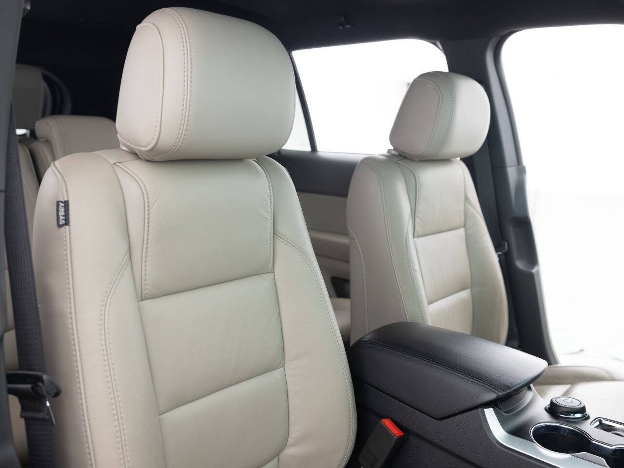 Used Car 2015 Ford Explorer  Xlt Awd 4dr Suv For Sale Under $10,000 In Coal City, Illinois